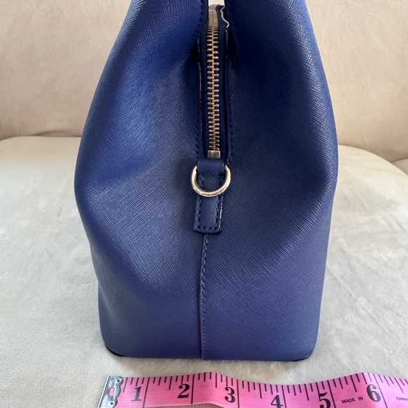 Kate Spade hand bag with detachable crossbody/shoulder strap - Picture 6 of 13